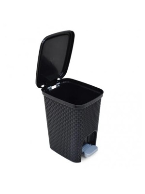 LIXEIRA RATTAN PRETA C/ PEDAL 7L UN.