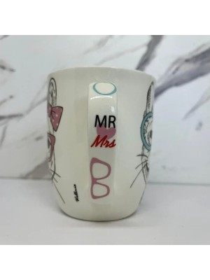 Caneca Branca de Cerâmica Mr & Mrs Bulldog Frânces 400ml 
